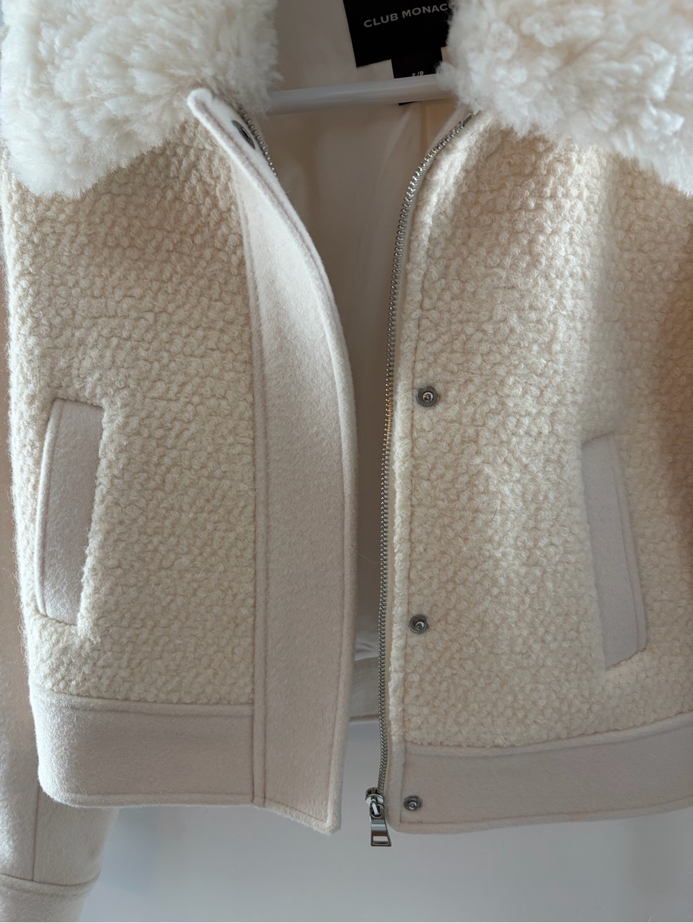 Club Monaco Cream Boucle & Wool Cropped Teddy Jacket Faux Fur Collar Size Small